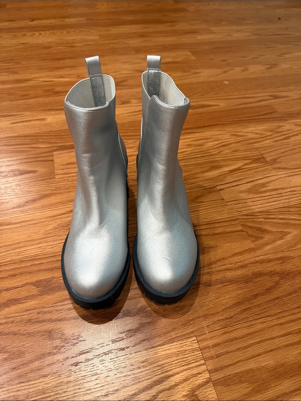 Metallic Silver Women's Chelsea Ankle Boots